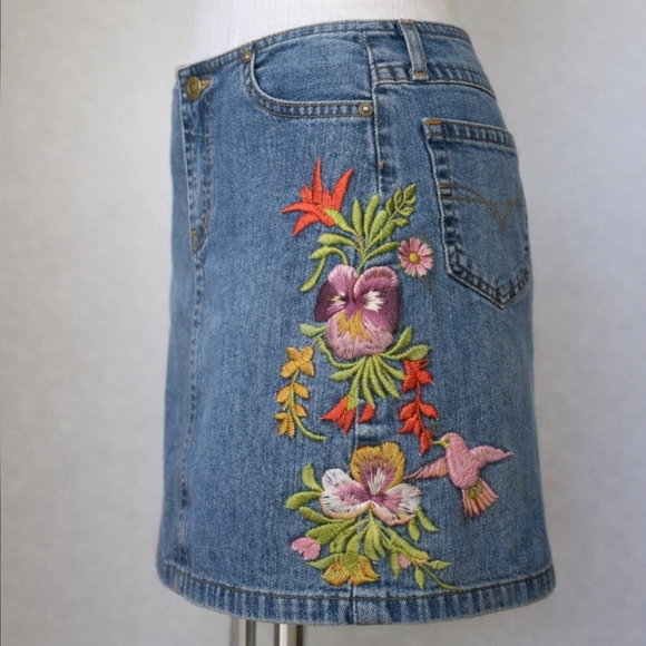 Vintage Dresses & Skirts - 💐 Vintage Y2K Embroidered Denim Mini Skirt Floral Bird Jean Skirt SMALL